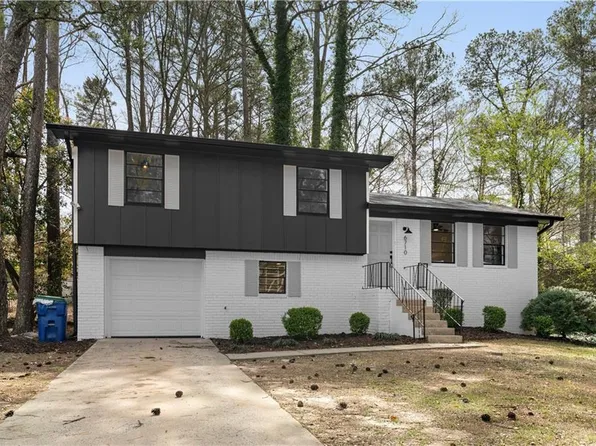 6710 Hidden Brook Trl, Atlanta, GA 30349