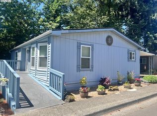 16461 SE Hearthwood Dr #52, Clackamas, OR 97015