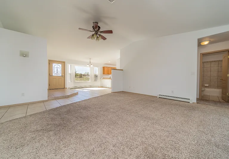 198 Rincon Dr — Photo 3