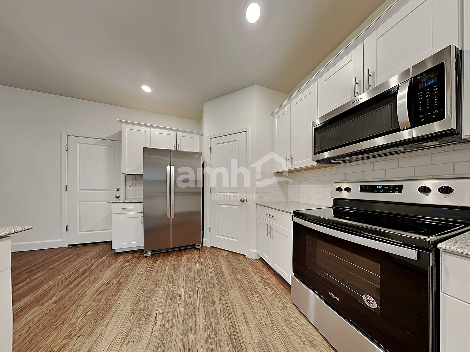 4 bed, 2.5 bath, 1891 sqft, $2,645 — Photo 3