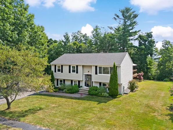 13 Indian Rock Rd, Haverhill, MA 01832