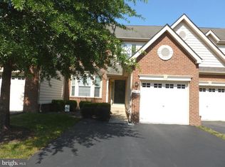 19612 Edgemont Sq, Ashburn, VA 20147