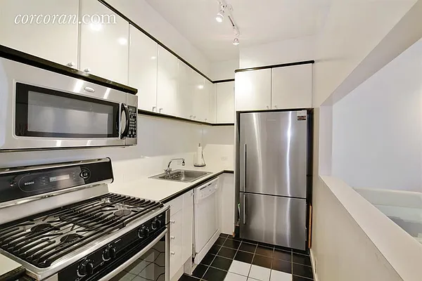 Sold by Corcoran | media 2