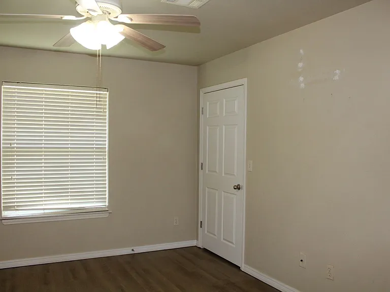 8410 Cottage Park Dr — Photo 14