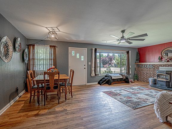 5th image of 1310 Woodland Ave