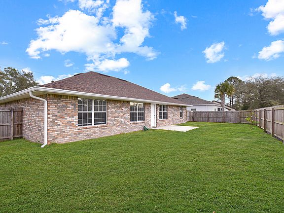5th image of 14 Wood Arbor Ln