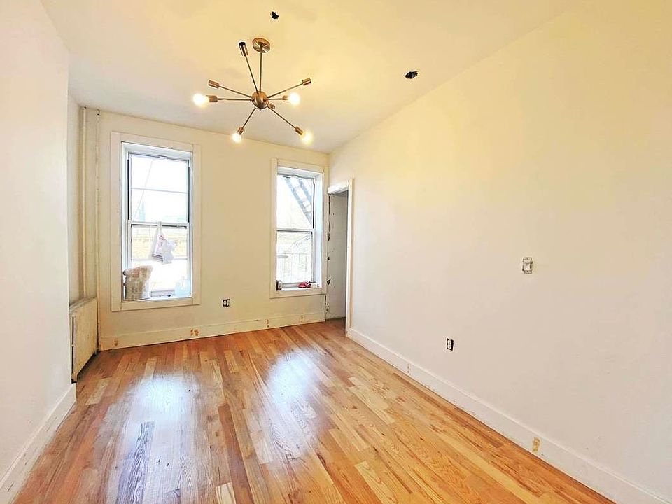 1st image of 628 1/2 President St #3F