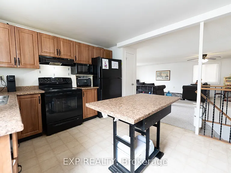 6 Hickling Trl — Photo 11