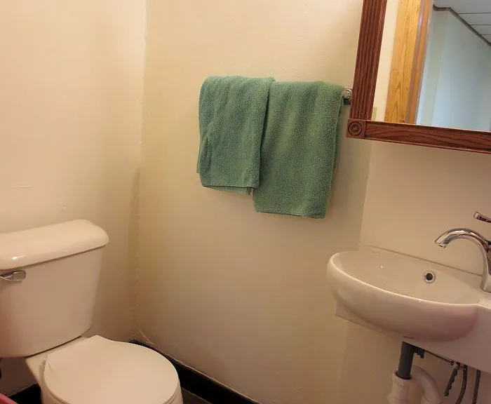 126 N Lake Ave — Photo 7
