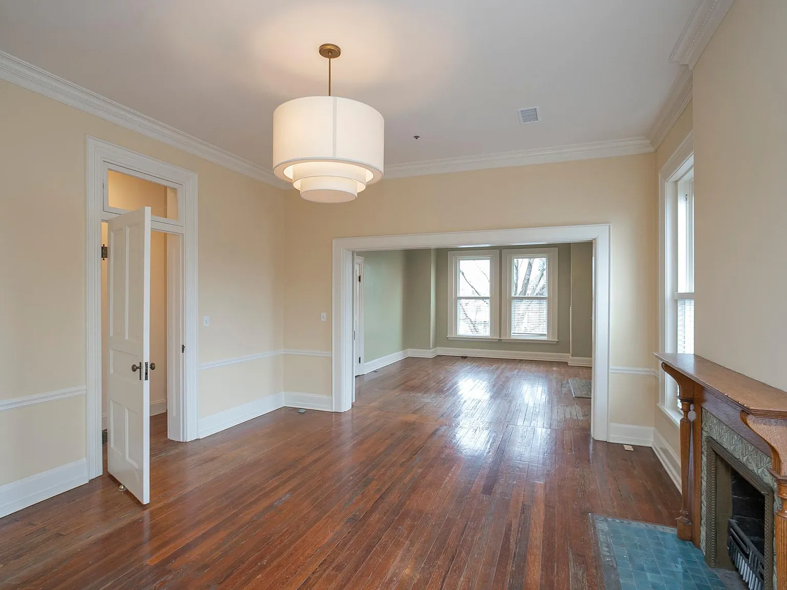 2 bed, 2000 sqft, $3,250 — Photo 3