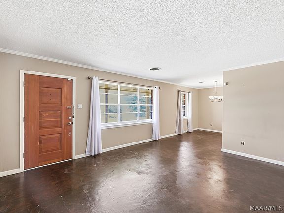 3rd image of 5427 Handel Dr