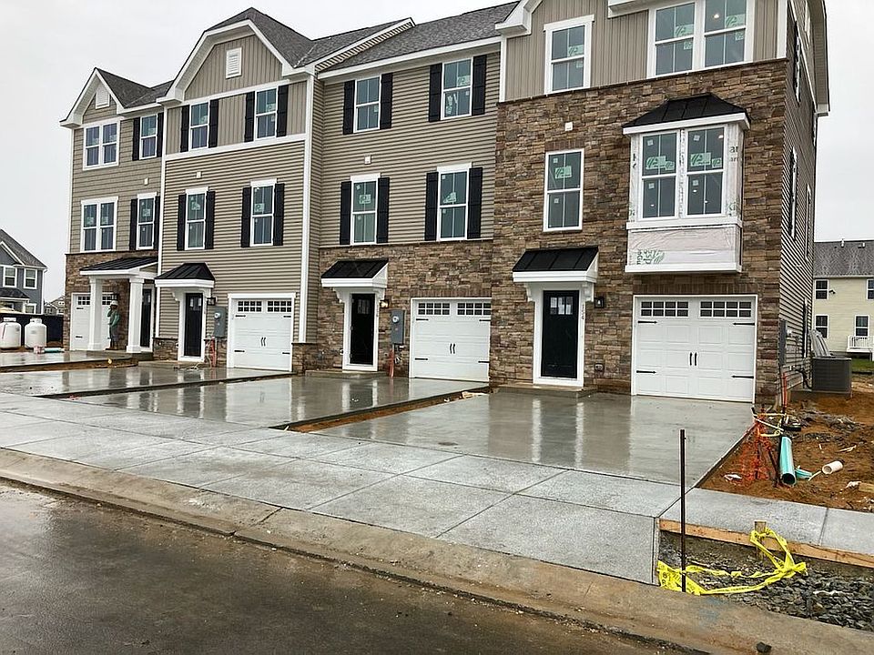 1st image of 154 Fletcher Cir