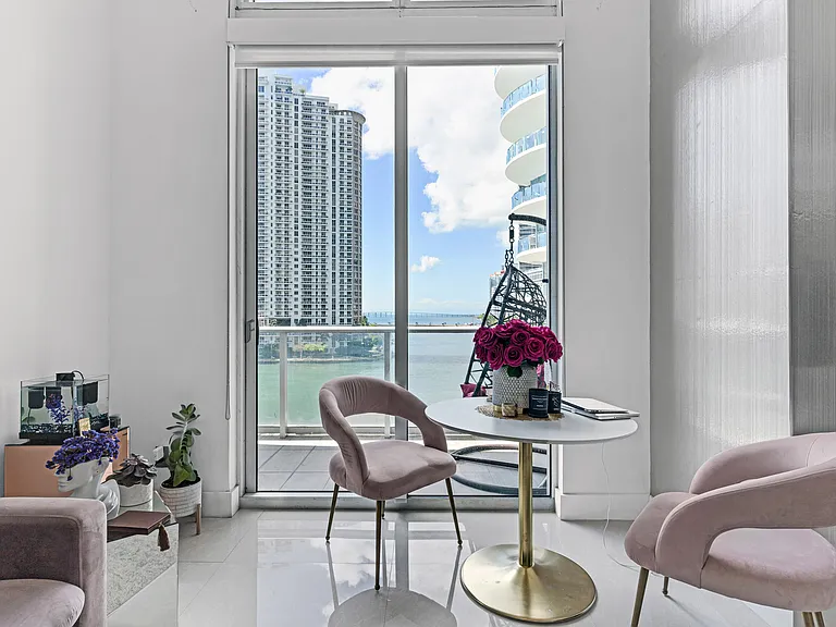 300 S Biscayne Blvd #L-612 — Photo 8