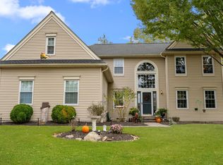 404 Sweetbriar Ct, Yardley, PA 19067