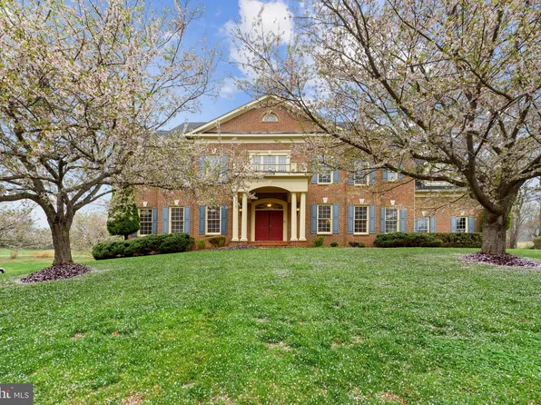 16909 Harbour Town Dr, Silver Spring, MD 20861