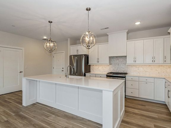 5th image of 1953 1st Ave NE #404