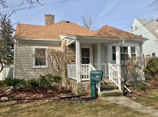 2114 Roberts Ln, Lansing, MI