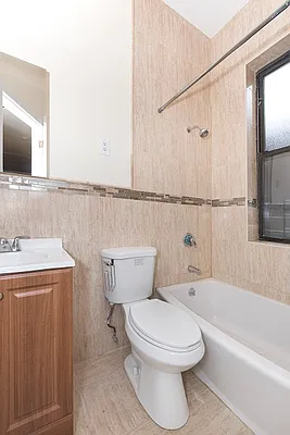 Rented by Perry Associates NYC Inc | media 11