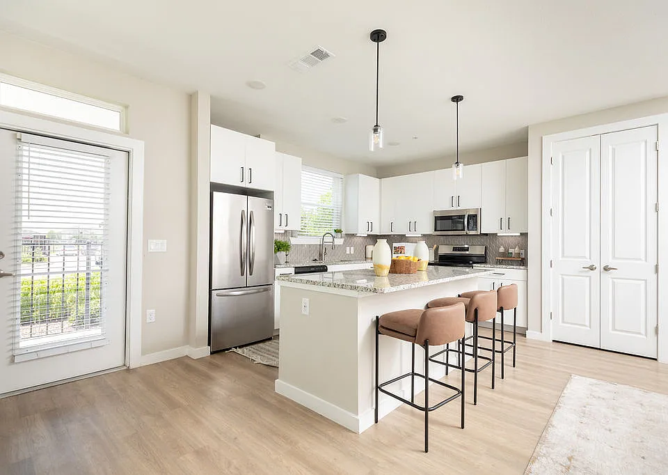 Eleve apartments community photo