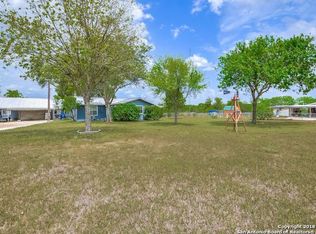 3878 Stagecoach Rd, Seguin, TX 78155