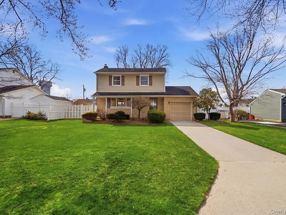 1st image of 6 Arden Lane