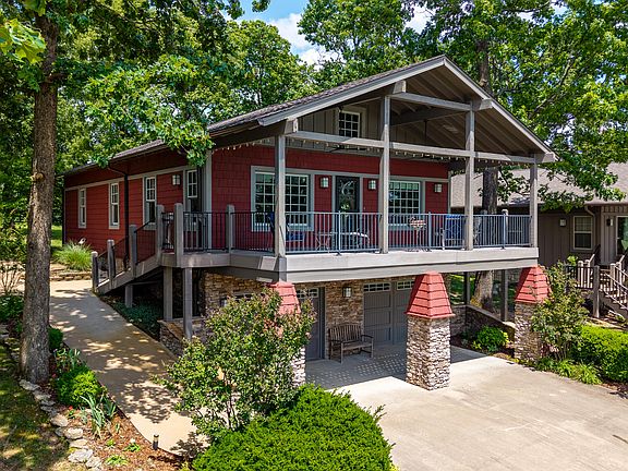 2nd image of 2113 Mill Pond Cir