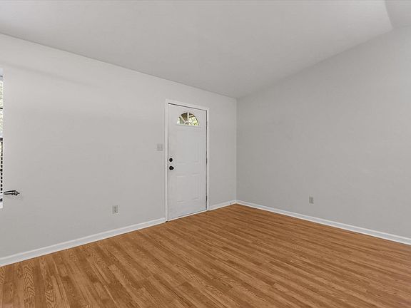 5th image of 1181 Brafforton Way