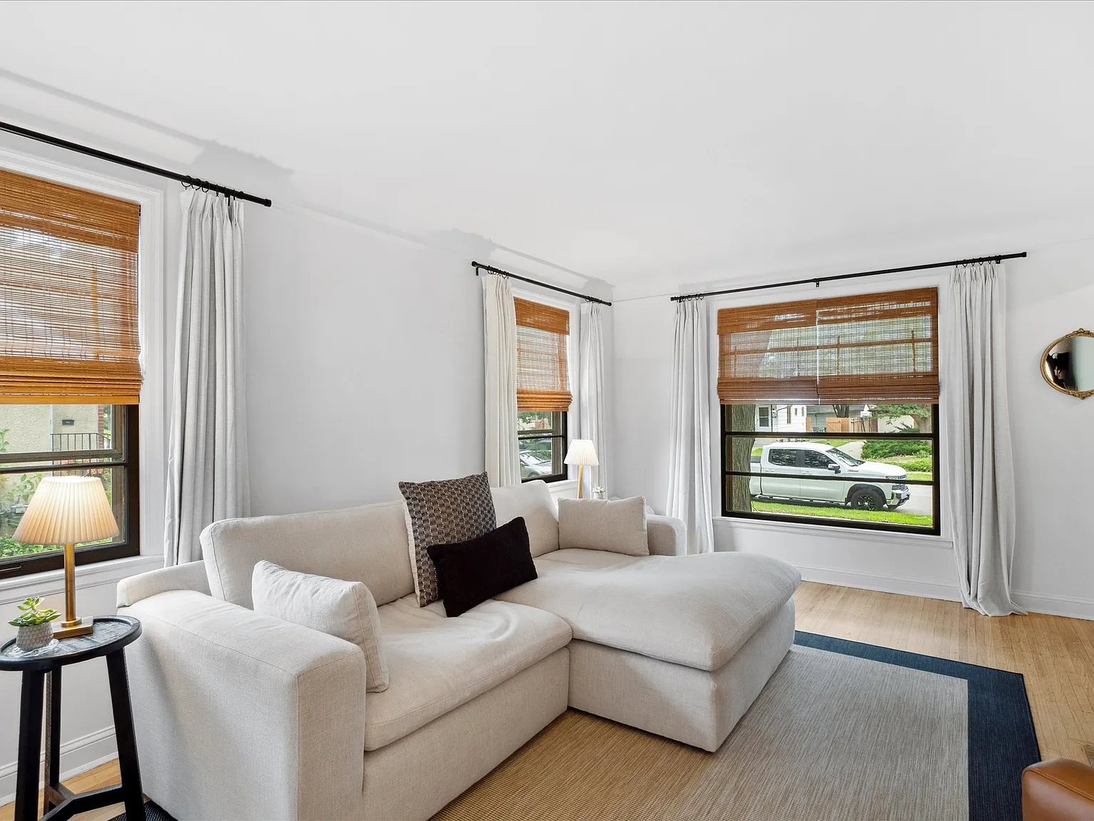 2 bed, $3,800 — Photo 2