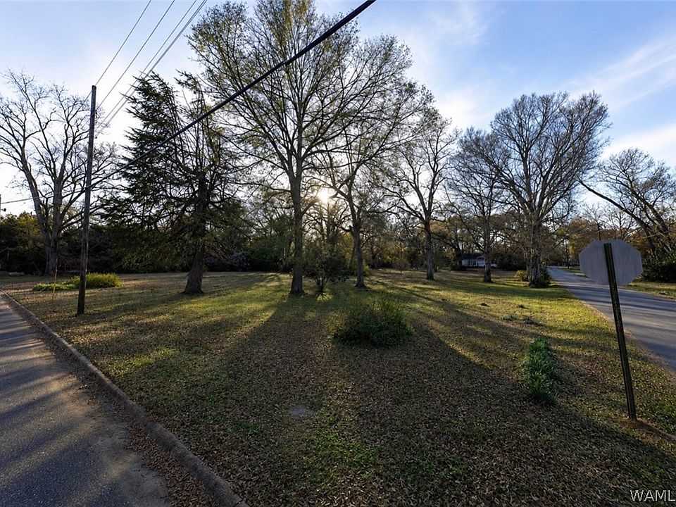 2nd image of 0 1st St