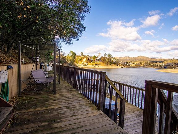 3rd image of 4861 Lakeshore Dr #180