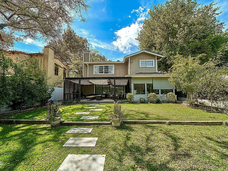 4330 Bel Aire Dr — Photo 44