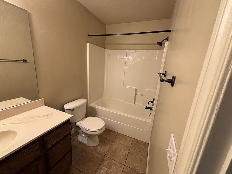 2109 Breakers West Blvd — Photo 4