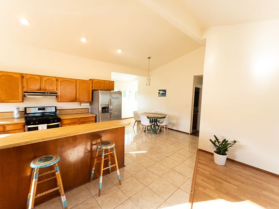 Kitchen island.