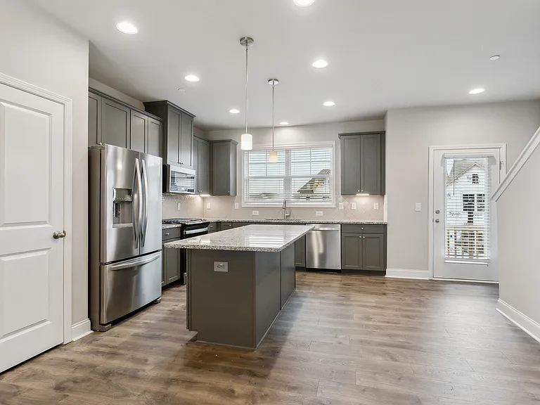 204 Atkinson Way — Photo 10