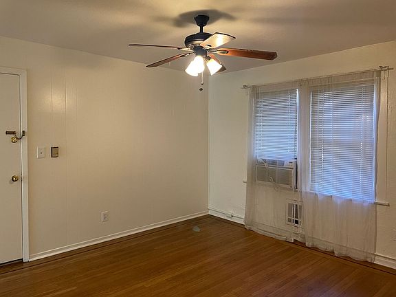 5th image of 1401 20th St APT 1
