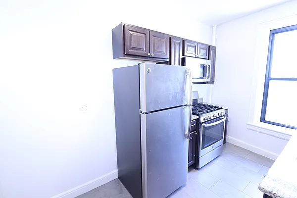 Rented by Oxford Property Group | media 15