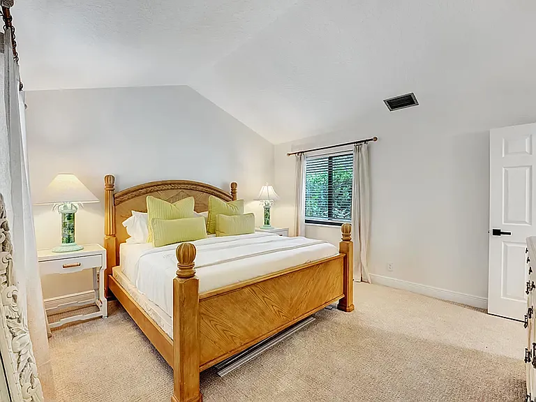 1113 Rainwood Cir W — Photo 17