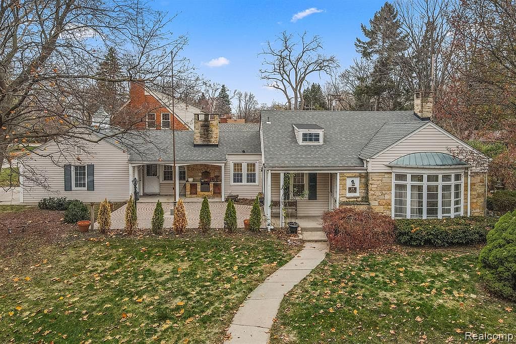 20 Danvers Ln, Dearborn, MI 48120 Zillow