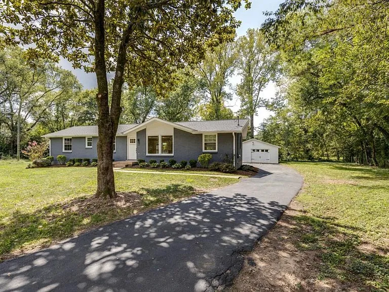 5020 Suter Ct — Photo 2