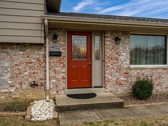 4th image of 4922 Potomac Dr