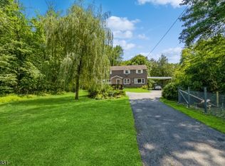 90 Lincoln Park Rd, Pequannock, NJ 07440