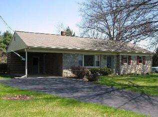 2253 Seitz Dr, Lancaster, PA 17601