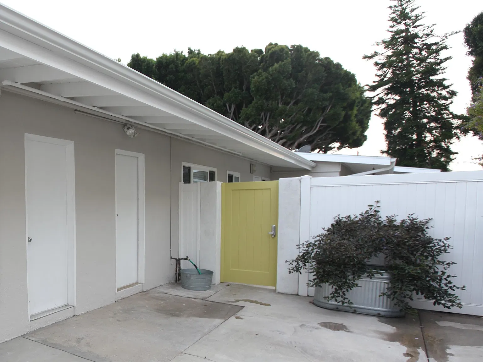1800 Clay Street — Photo 3
