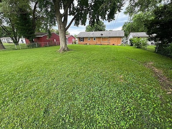 5th image of 2631 E Lawrence Ave