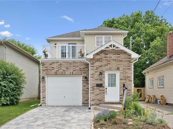 31 Alice St, Guelph, ON N1E 2Z7