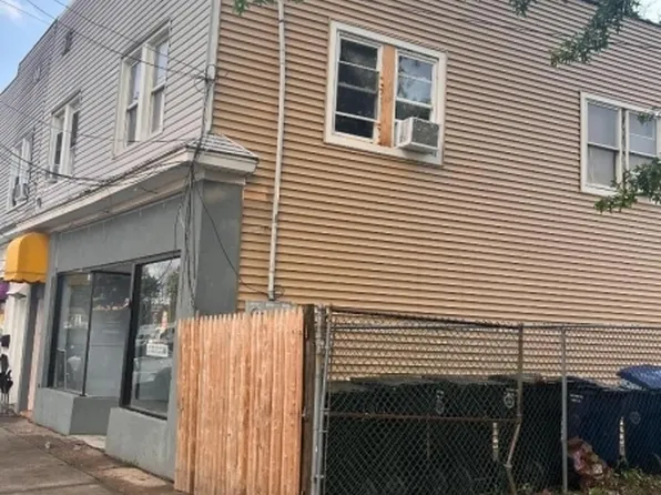 1015 E 2Nd St, Plainfield City, NJ 07062