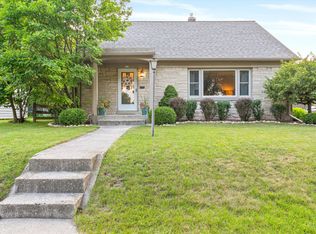 516 S 32nd St, Manitowoc, WI 54220