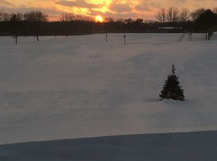 1633 Red Oak, Green Bay, WI 54313