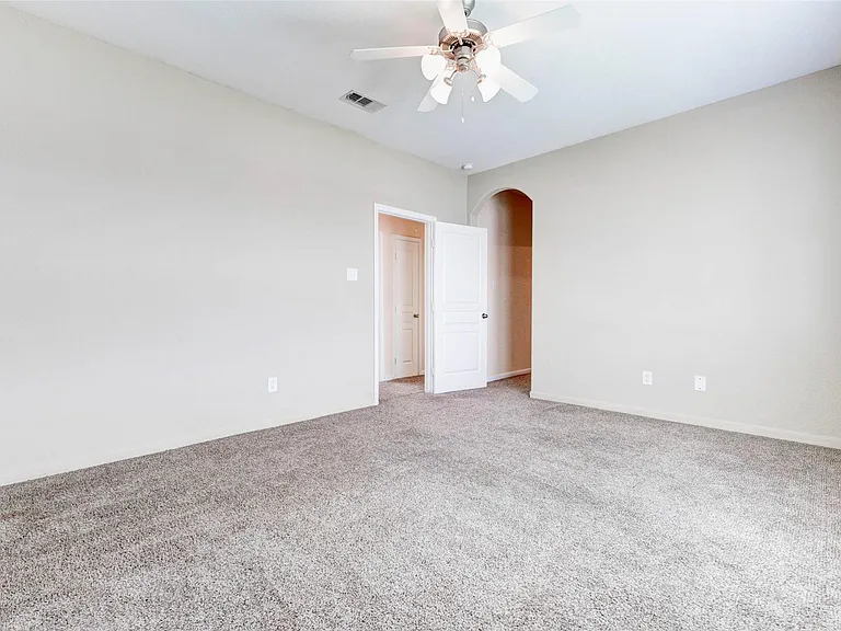 8611 Beviamo St — Photo 10