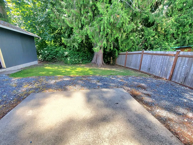 18824 18th Ave E — Photo 24